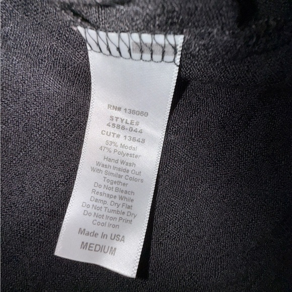 Project Social T Black V-Neck Tee Size Medium - Picture 6 of 6